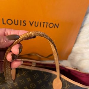 Louis Vuitton Neverfull MM Bag